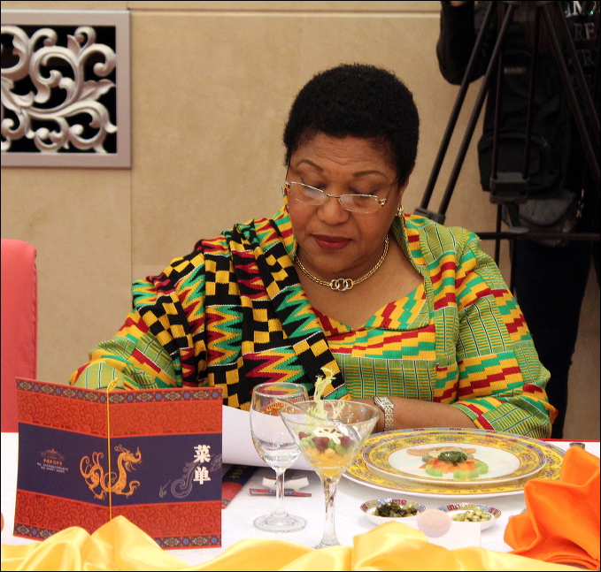 ghana-ambassador-zhou-e_44b.jpg